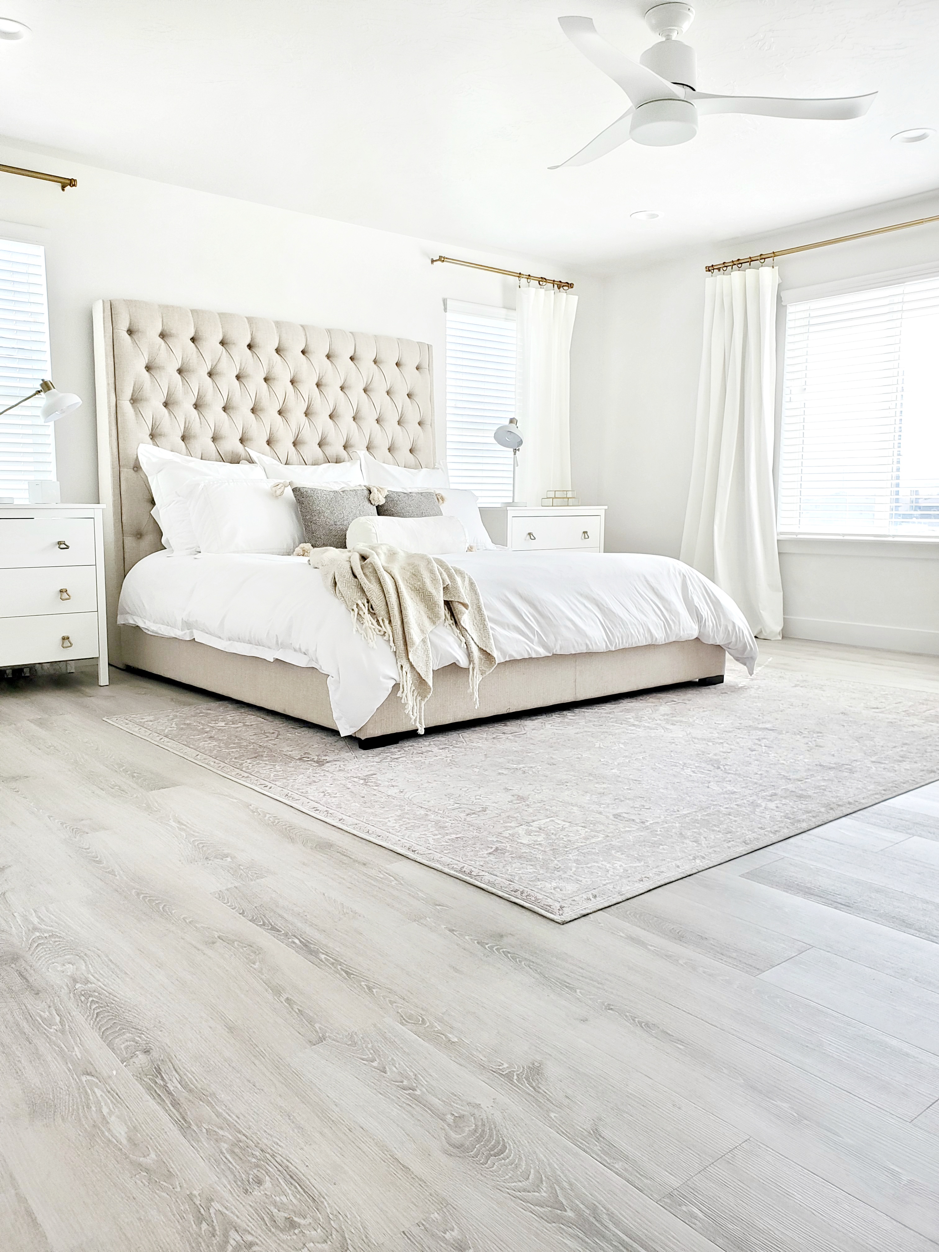 white lvp flooring